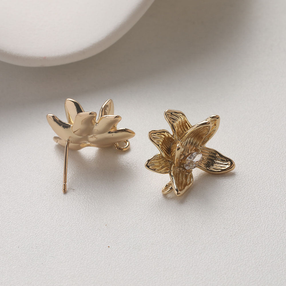 4PCS Dainty Flower Ear Studs E - đánh giá và giá Flower Supplies